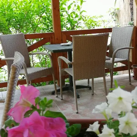 Bed & Breakfast Karpatia Panzio 3*